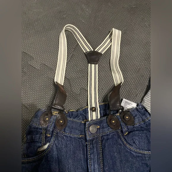 H&M Boys. Jeans with Suspenders. Cardigan and Striped Shirt. Size 12-18 months - Picture 4 of 9